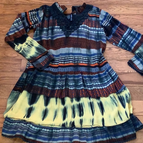 Sacred Threads Dresses & Skirts - Sacred Threads Boho tribal hoodie dress S EUC